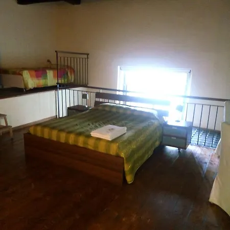 Il Cinquecento 4* Neapel